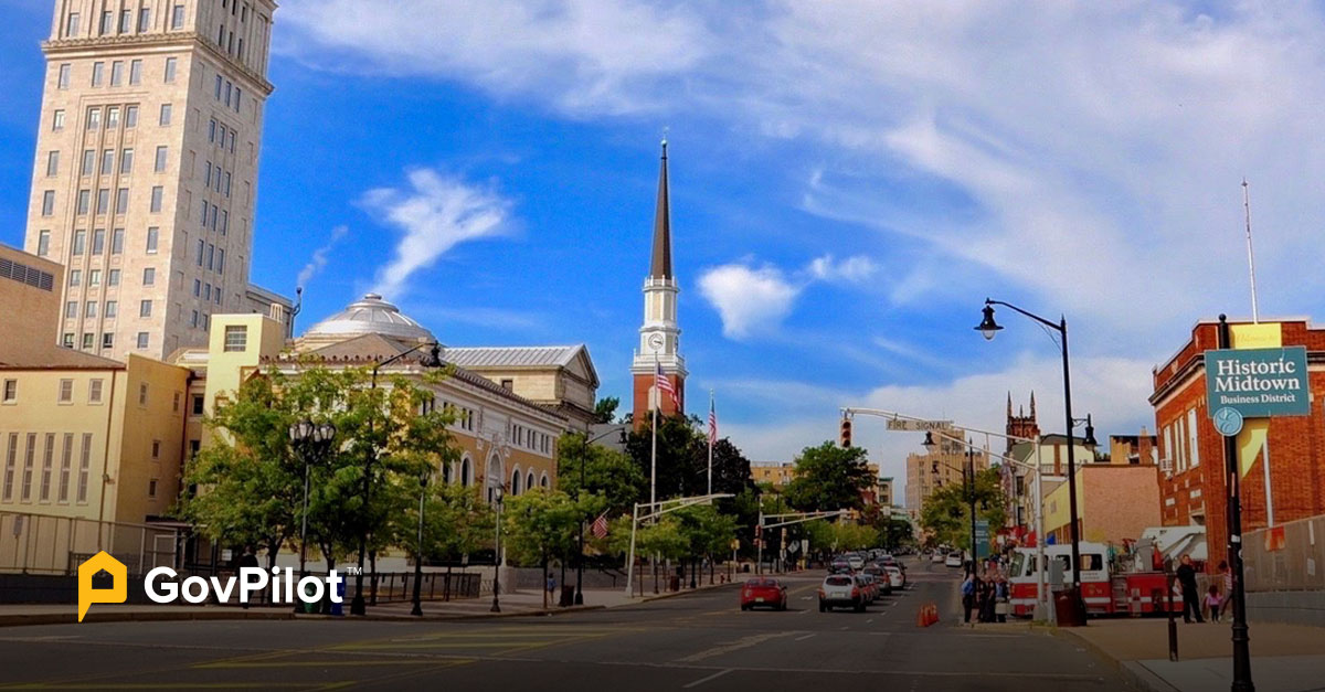 post Working in City Government: Modern Challenges & City Software Solutions